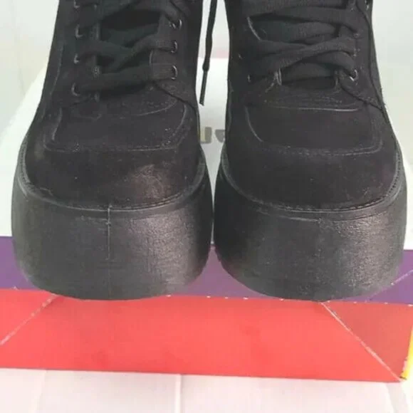 On Your Feet By Chinese Laundry Women's Vtg. Suede Platform Shoes sz 8 M - Picture 5 of 12